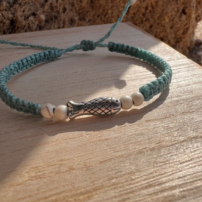 Pulsera pescaíto marrón y piedras naturales