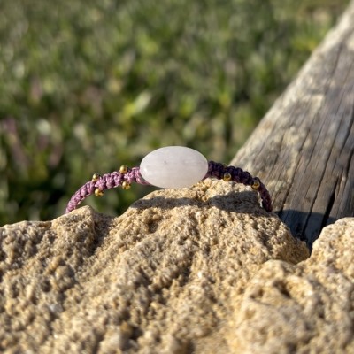 Pulsera de macramé con piedra de Cuarzo Blanco